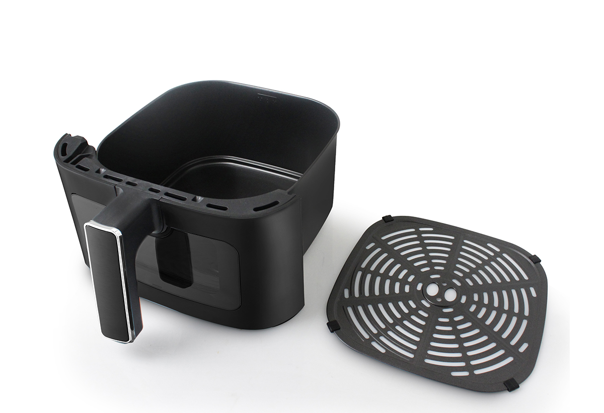 Απεικονίζεται η ανοιχτή φριτέζα.